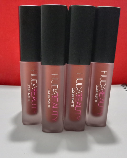 Huda Beauty Liquid Matte Mini Lipstick - 2970- On Top - 1.9ml